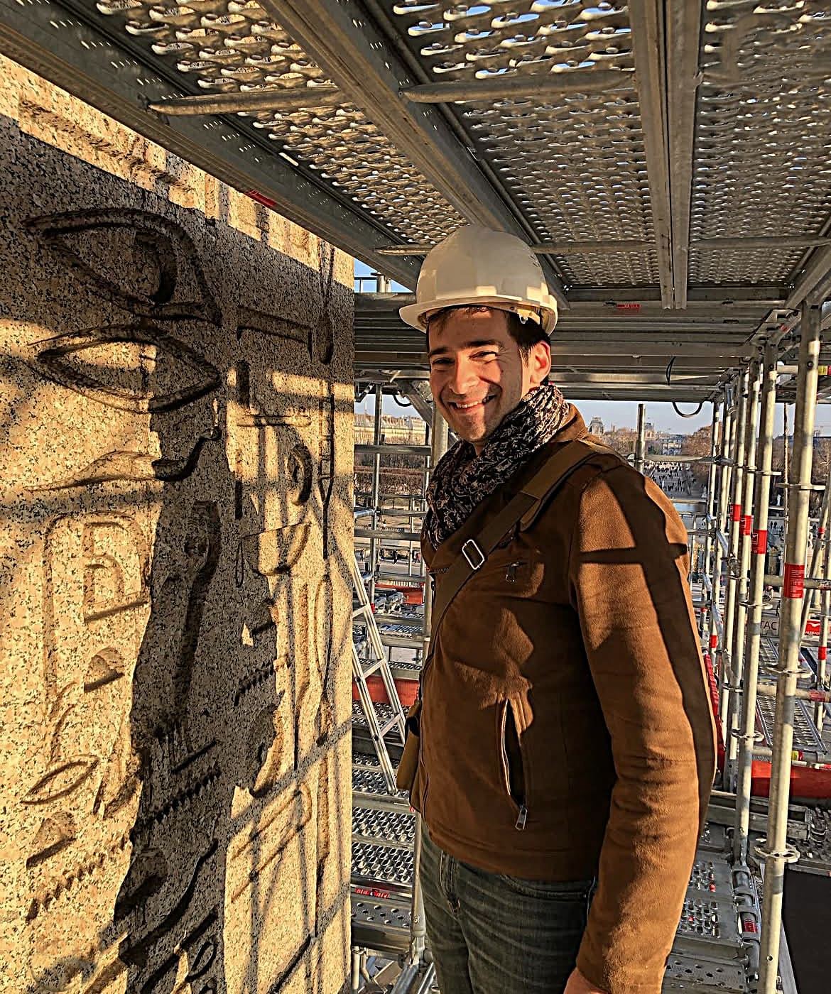 Portrait lors des recherches sur l’obélisque